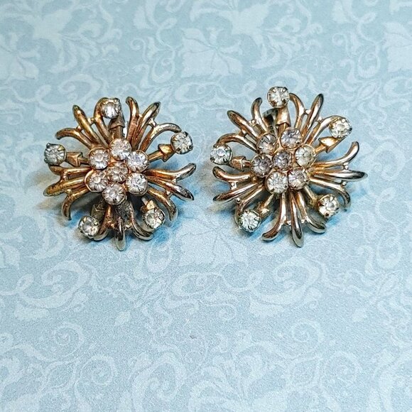 3/$30 Vintage 1930-40s Signed PAT 1967965 Clip Earrings Rhinestones Goldtone - Picture 1 of 8